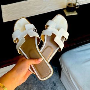 Oran Hermes sandals in white